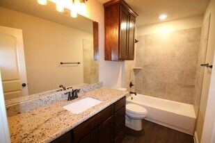 1325-1329 White Sand Dr in Azle, TX - Building Photo