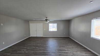 1837 Walnut Dr in Arvin, CA - Building Photo - Building Photo