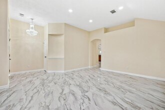 5414 Fairtide Dr in Baytown, TX - Building Photo - Building Photo