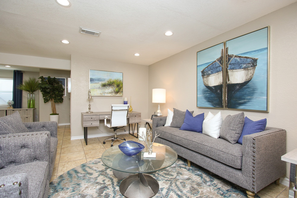 Ponderosa Forest Condo Apartments | Dickinson, TX Apartments For Rent