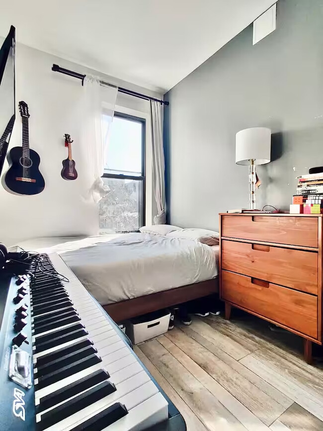 425 Wythe Ave in Brooklyn, NY - Building Photo - Building Photo