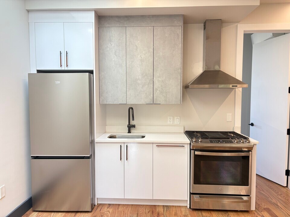 604 Palisade Ave, Unit 1 in Jersey City, NJ - Foto de edificio