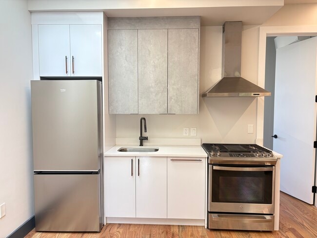 604 Palisade Ave, Unit 1