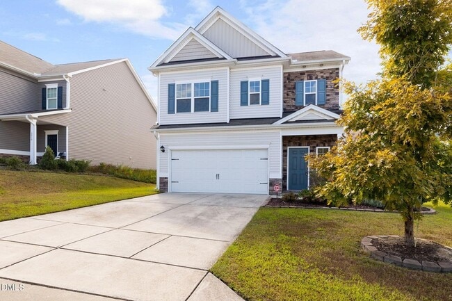 6806 Shane Dr in Raleigh, NC - Foto de edificio - Building Photo