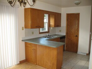 2818 Burns Ave, Unit 2818 Burns in Erie, PA - Building Photo - Building Photo