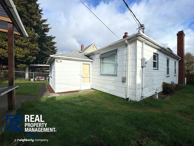 property at 910 N Union Ave