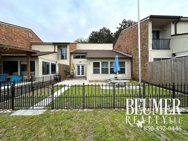 4833 Huron Dr in Pensacola, FL - Building Photo - Building Photo