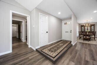 8826 Tanager St in Houston, TX - Building Photo - Building Photo