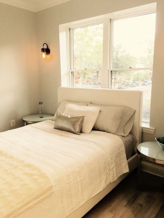 1698 31st St NW in Washington, DC - Building Photo - Building Photo