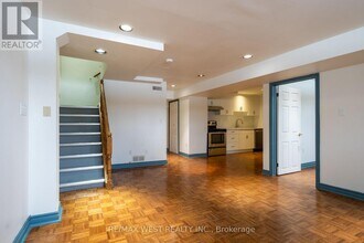 28 Paragon Rd in Toronto, ON - Building Photo - Building Photo