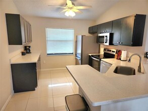 607 Baldwin Dr in Kissimmee, FL - Building Photo - Building Photo
