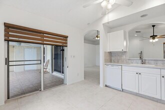 3622 Coco Lake Dr in Coconut Creek, FL - Building Photo - Building Photo