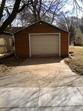 5201 11th Avenue A in Moline, IL - Building Photo - Building Photo