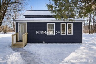 90 Newbury St in Auburn, ME - Building Photo