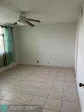 3900 NW 76th Ave in Sunrise, FL - Building Photo - Building Photo