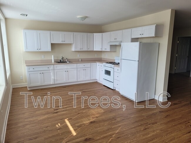 property at 5939 King St