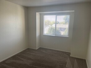 565 Peerless Way, Unit 309 in Tracy, CA - Building Photo - Building Photo
