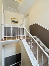 6101 Dryden Ave, Unit 4 in Cincinnati, OH - Building Photo - Building Photo