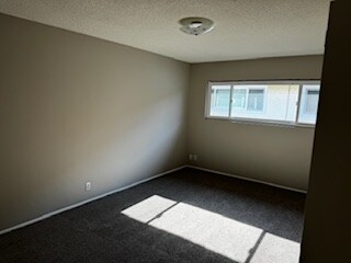5900 Stockdale Hwy-Unit -3 in Bakersfield, CA - Building Photo - Building Photo
