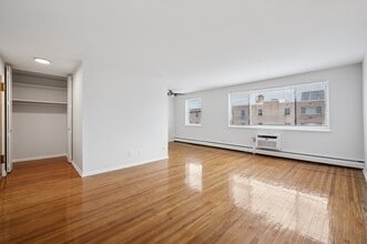 Longwood Manor in Philadelphia, PA - Building Photo - Building Photo