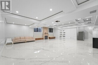 1394 Lorne Park Rd in Mississauga, ON - Building Photo - Building Photo