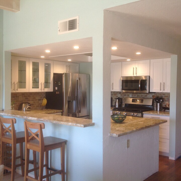 242 E 2nd St, Unit 242 in Benicia, CA - Building Photo