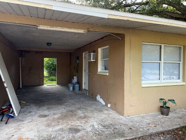 1645 Linwood Ave in Alva, FL - Building Photo - Building Photo