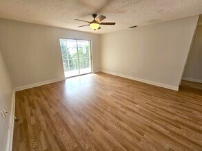 3135 Shady Dell Ln in Melbourne, FL - Building Photo - Building Photo