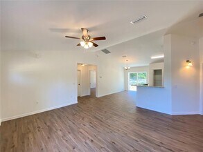 2731 SW 137th Pl in Ocala, FL - Building Photo - Building Photo