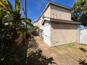 702 Jay Cir in Huntington Beach, CA - Building Photo - Building Photo