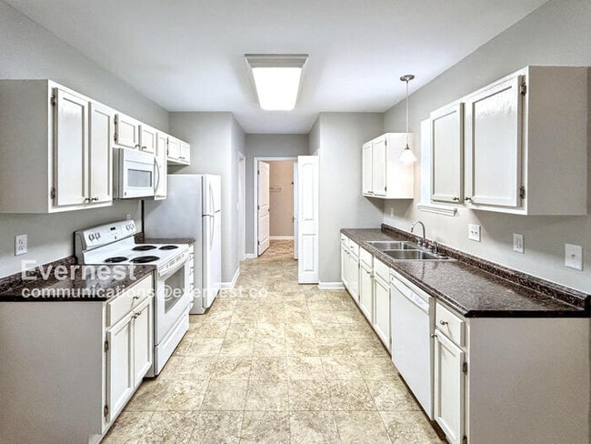 224 W Acadia Ave in Winston-Salem, NC - Building Photo - Building Photo