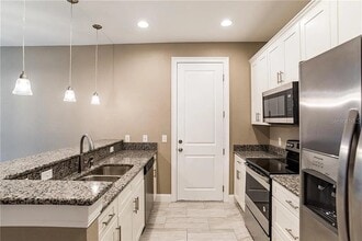 2081 Lunn Landings Blvd in Lakeland, FL - Building Photo - Building Photo