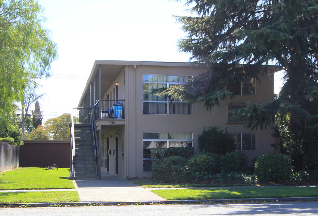 Broadway Street Apartments in Fairfield, CA - Building Photo