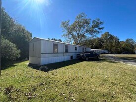 123 Ray Cir in Blacksburg, SC - Building Photo
