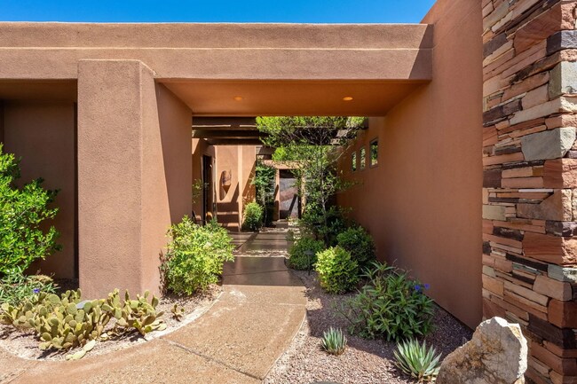 1500 E Split Rock Dr in Ivins, UT - Building Photo - Building Photo