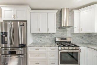 43 Perrin Ave in Pompton Lakes, NJ - Building Photo - Building Photo