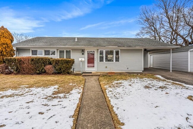 1 Virginia Rd in Syosset, NY - Building Photo - Building Photo