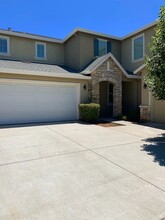 348 Anemone Ct in Patterson, CA - Building Photo - Building Photo
