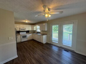 3222 Briarhill Ct in Lebanon, TN - Building Photo - Building Photo