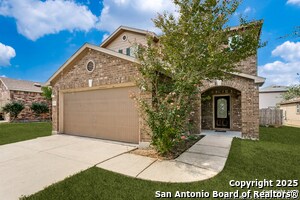 7718 Stable View in San Antonio, TX - Building Photo - Building Photo