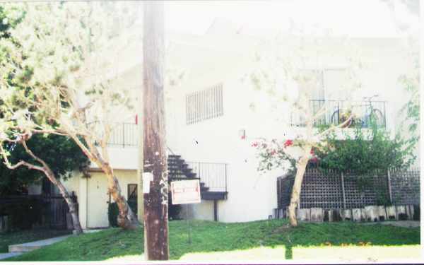 2139 Penmar Ave in Venice, CA - Building Photo