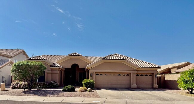 property at 4413 E Desert Trumpet Rd