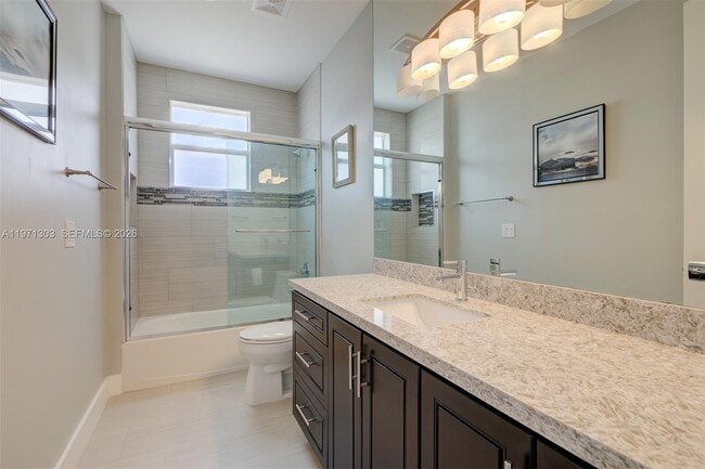 property at 619 SW 17th St