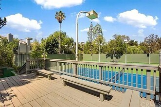 3604 W Estates Ln in Rolling Hills Estates, CA - Building Photo - Building Photo