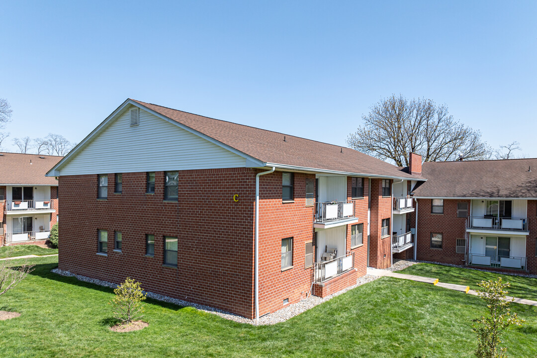 1300 Rock Ave in North Plainfield, NJ - Building Photo