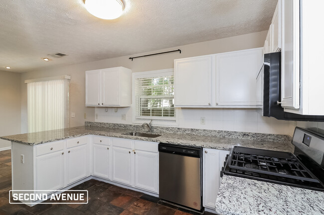 4454 High Gate Dr NW in Acworth, GA - Building Photo - Building Photo