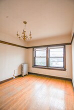 3454 N Bosworth Ave in Chicago, IL - Foto de edificio - Building Photo