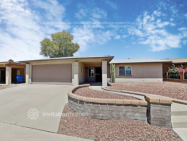 property at 1020 W Halstead Dr