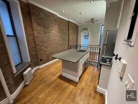 Mott Street in New York, NY - Building Photo