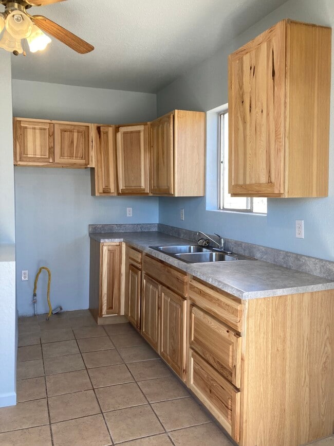 property at 421 W 3rd St